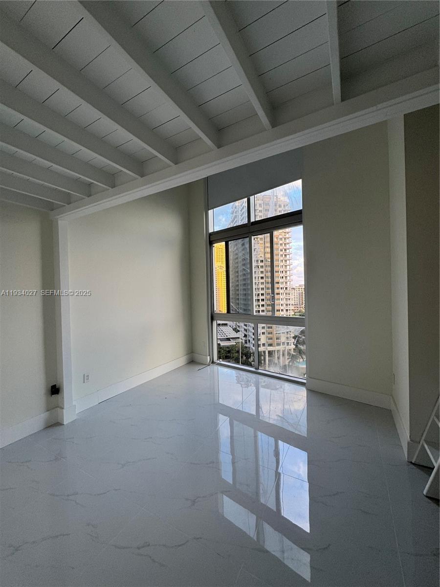495 Brickell Ave #1501, Miami FL 33131