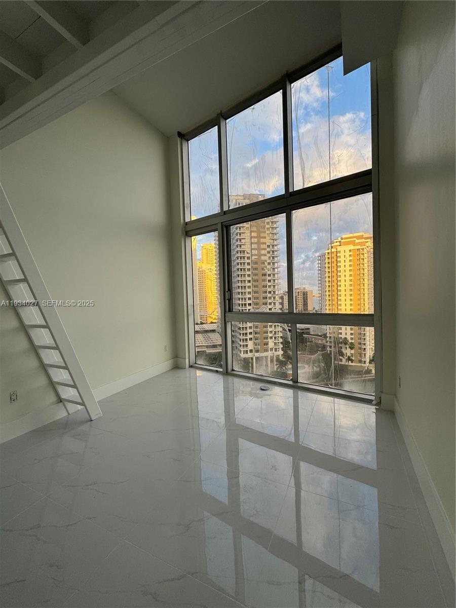 495 Brickell Ave #1501, Miami FL 33131