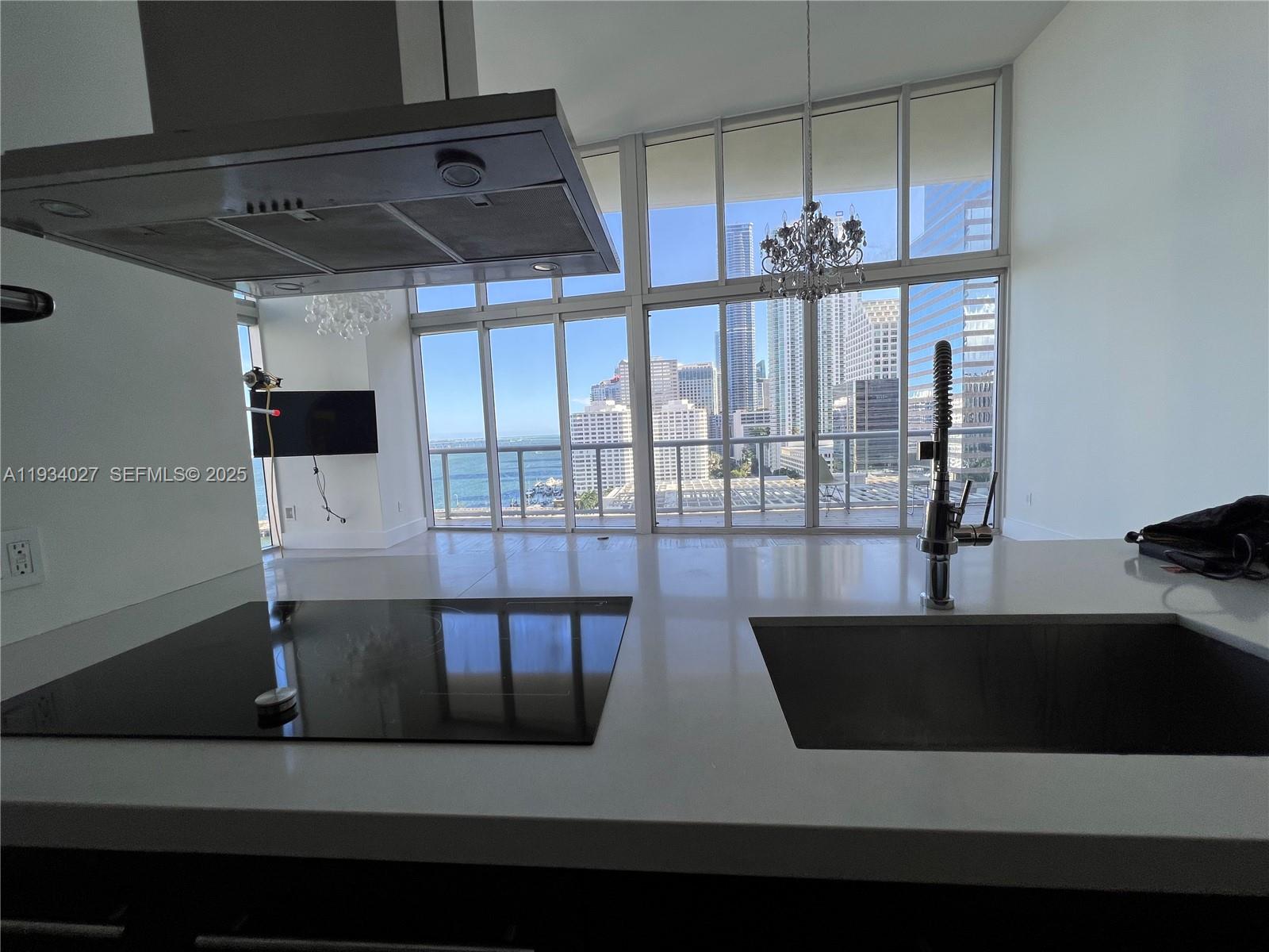 495 Brickell Ave #1501, Miami FL 33131