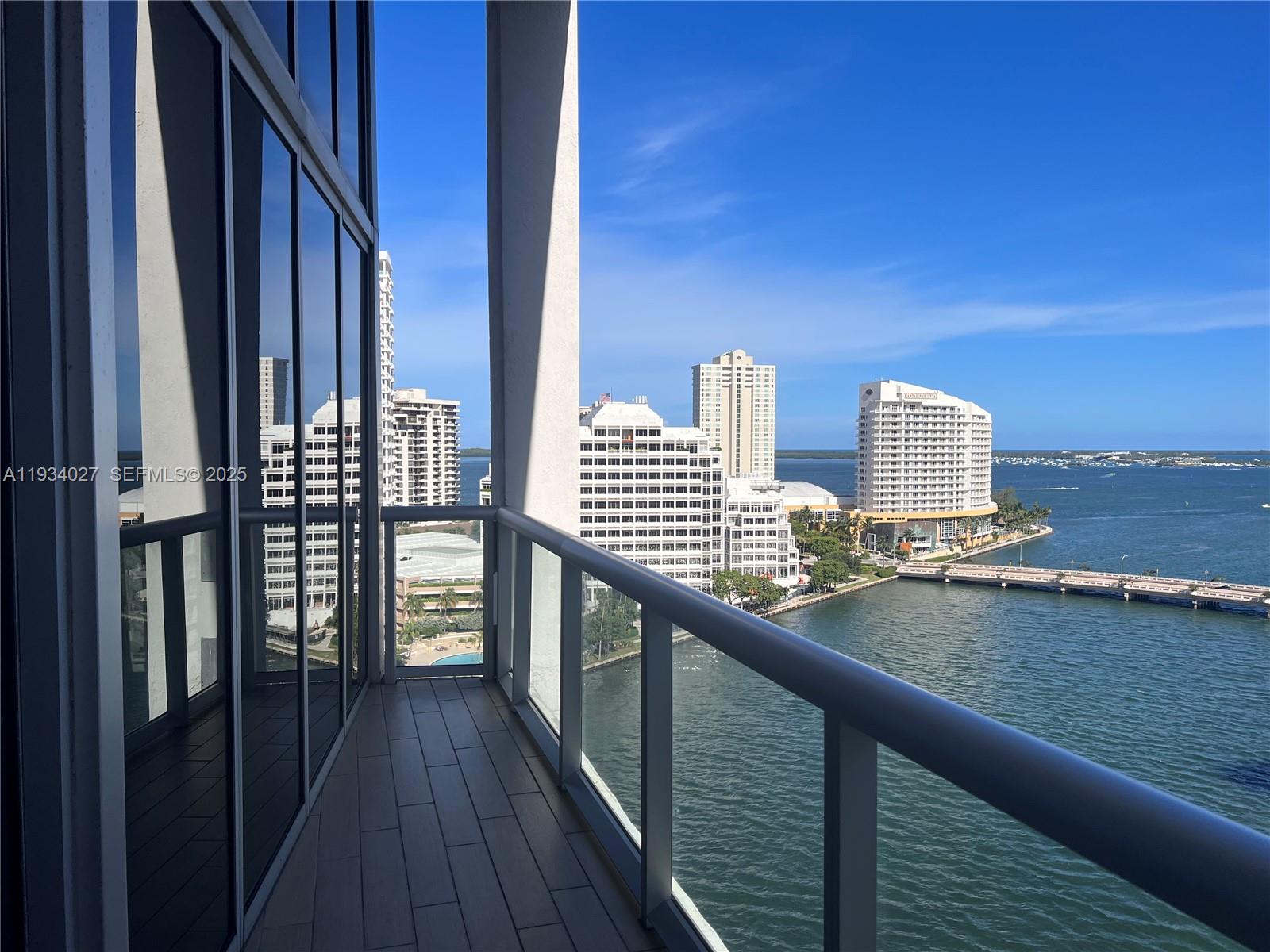 495 Brickell Ave #1501, Miami FL 33131