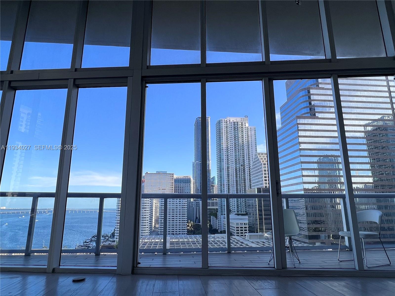 495 Brickell Ave #1501, Miami FL 33131
