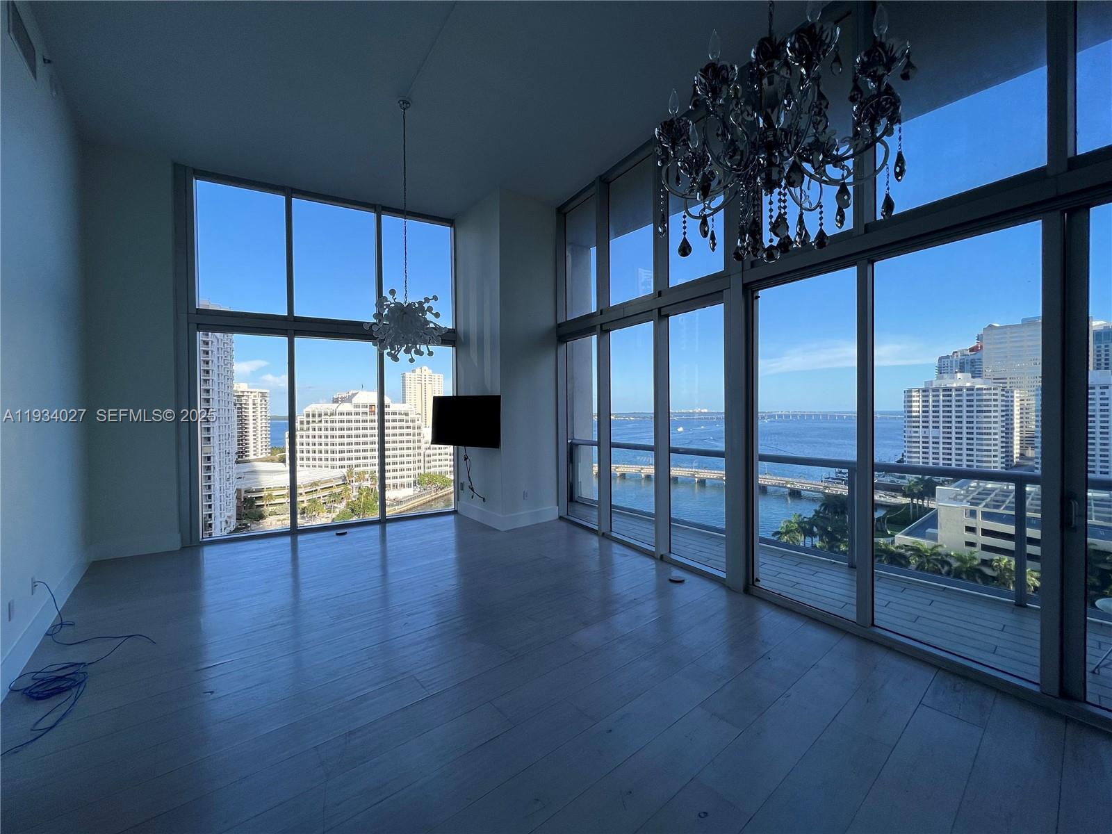 495 Brickell Ave #1501, Miami FL 33131