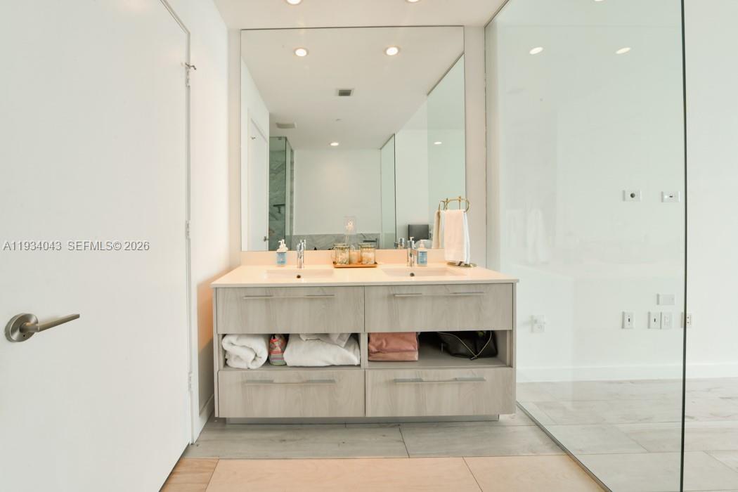 480 NE 31st St #3404, Miami FL 33137