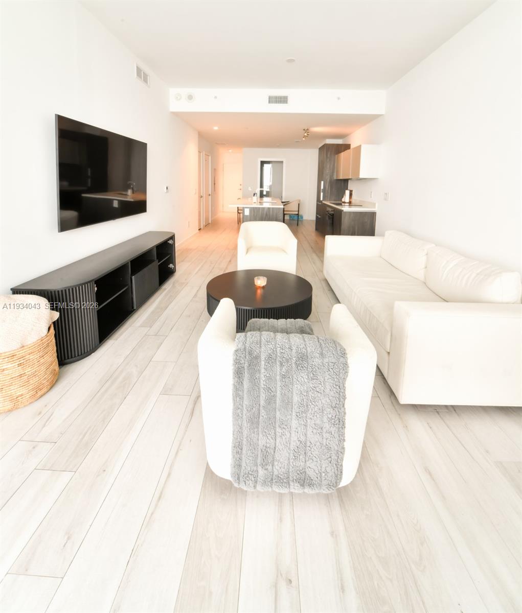 480 NE 31st St #3404, Miami FL 33137