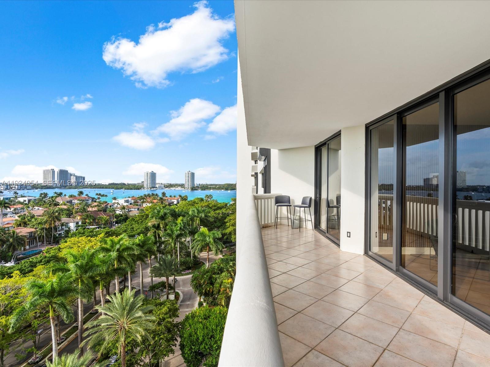 2000 Island Blvd #903, Aventura FL 33160