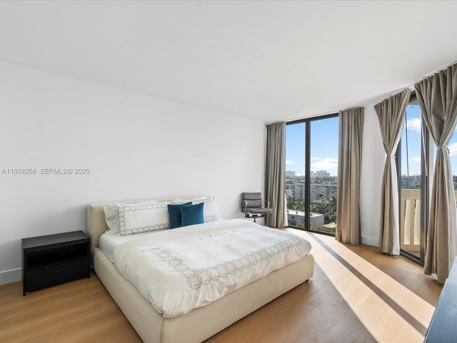 2000 Island Blvd #903, Aventura FL 33160
