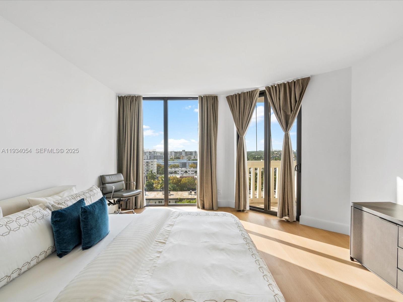 2000 Island Blvd #903, Aventura FL 33160