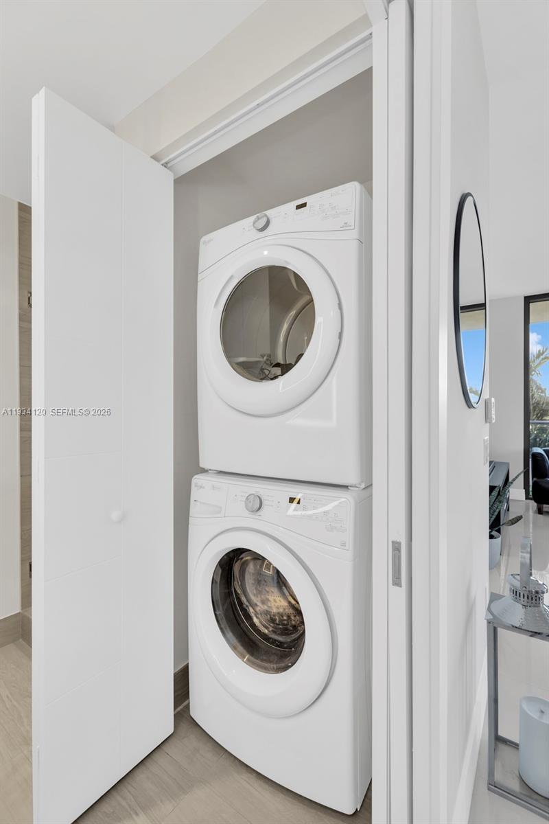 2960 NE 207 St #810, Aventura FL 33180