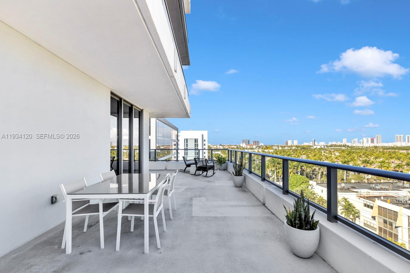 2960 NE 207 St #810, Aventura FL 33180