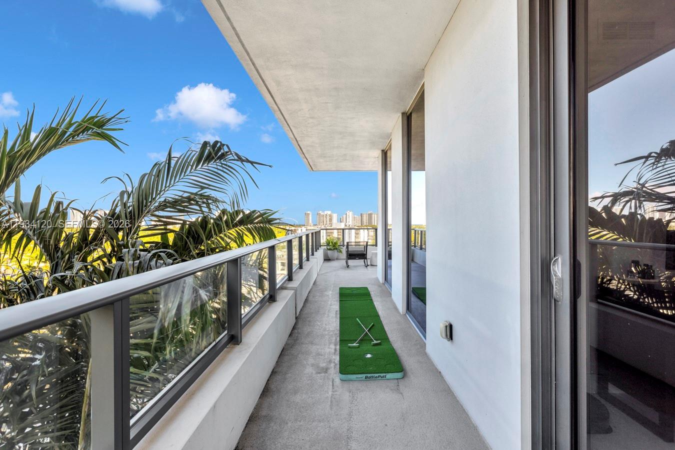 2960 NE 207 St #810, Aventura FL 33180