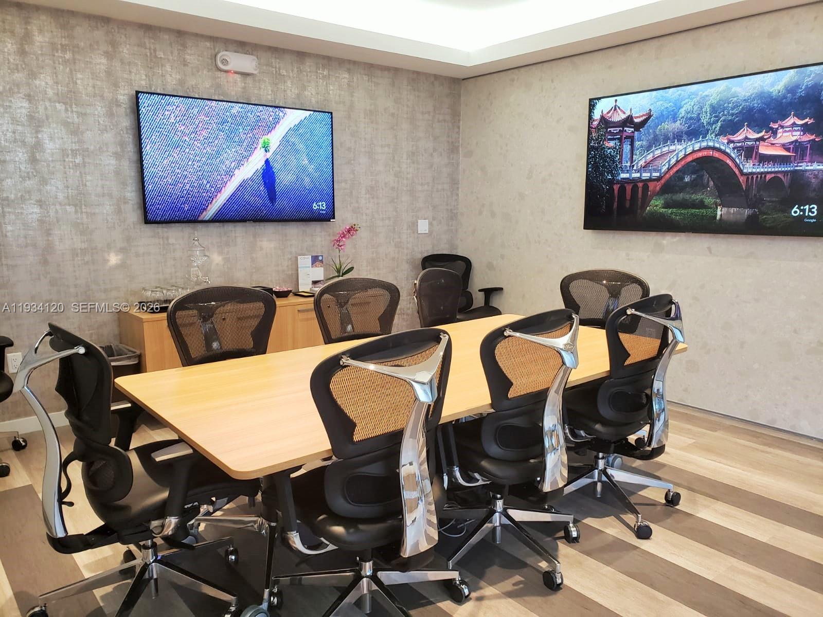 2960 NE 207 St #810, Aventura FL 33180