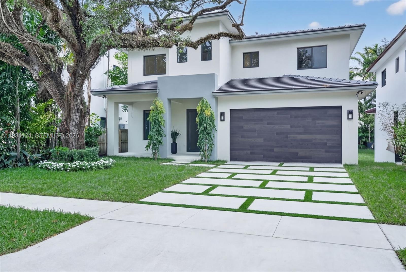 7222 SW 52nd Ct, Miami FL 33143