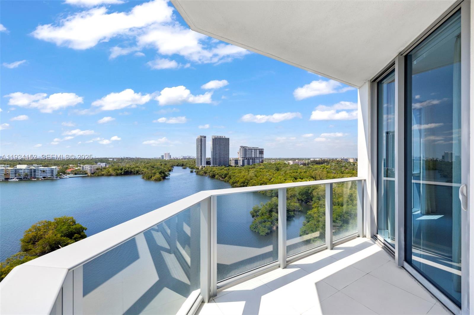 17111 Biscayne Blvd #1110, North Miami Beach FL 33160