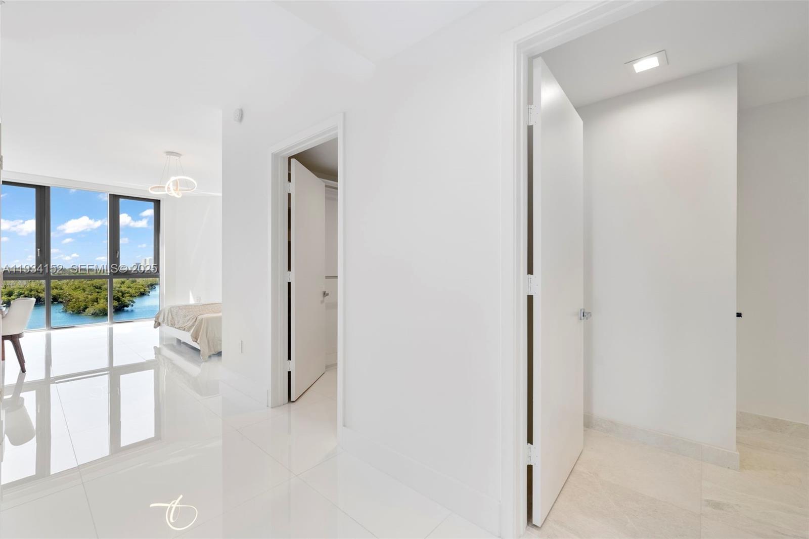 17111 Biscayne Blvd #1110, North Miami Beach FL 33160