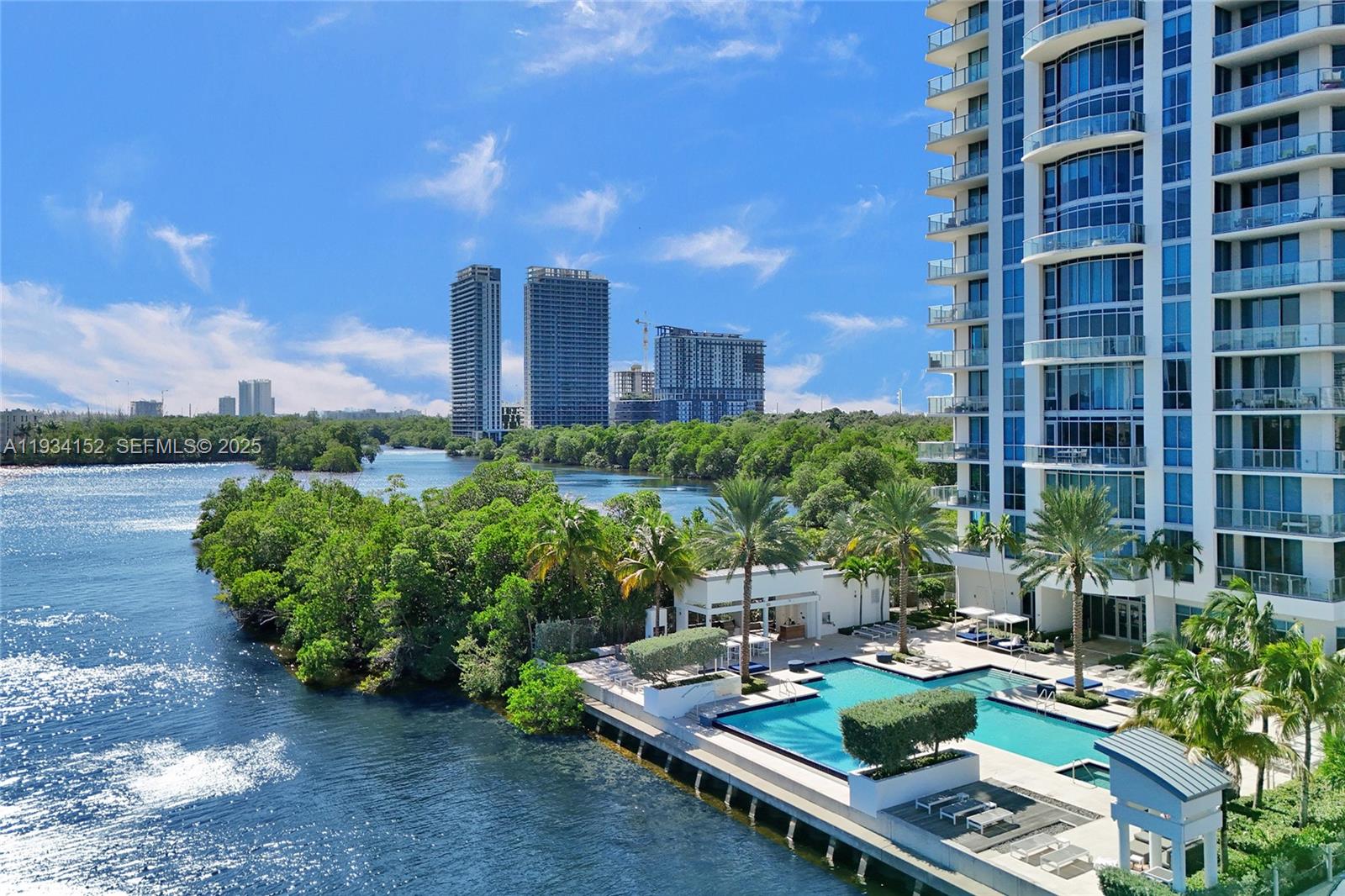 17111 Biscayne Blvd #1110, North Miami Beach FL 33160