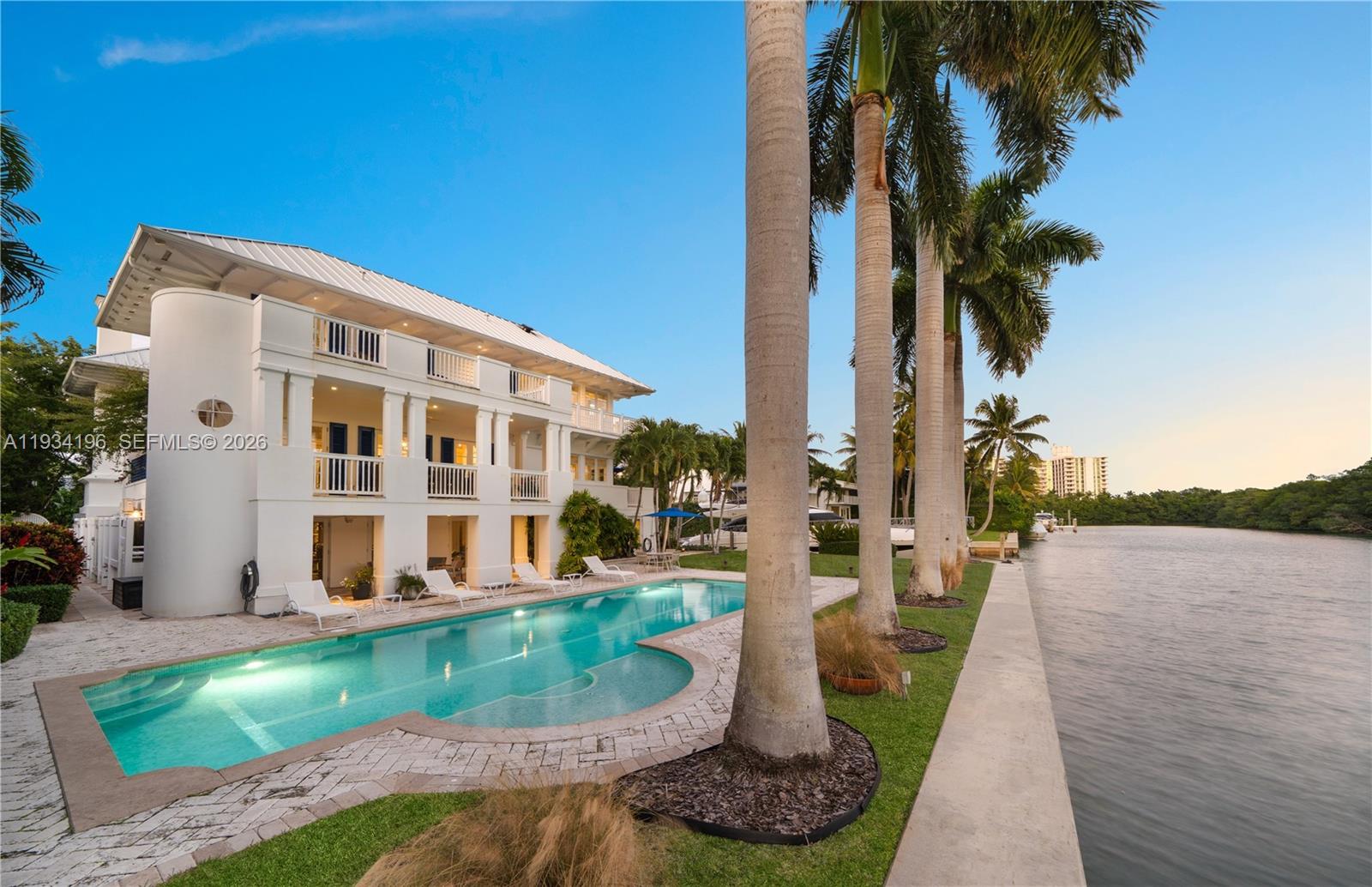 100 Cape Florida Dr, Key Biscayne FL 33149