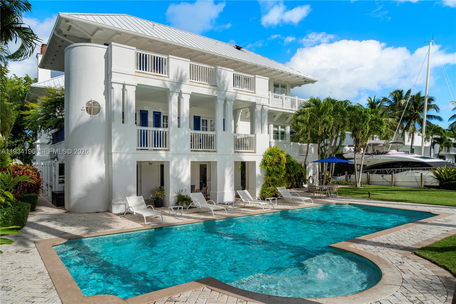100 Cape Florida Dr, Key Biscayne FL 33149