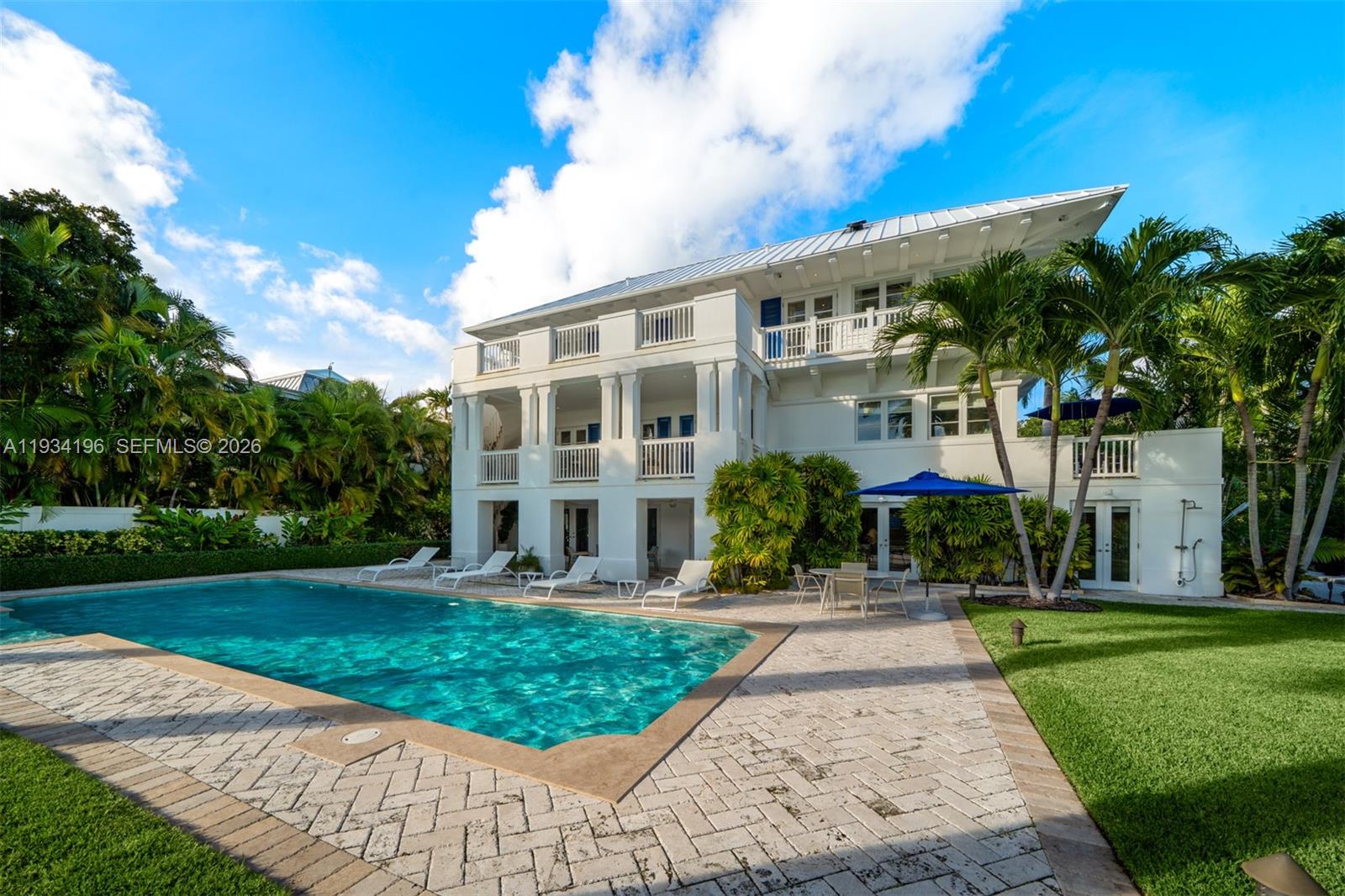 100 Cape Florida Dr, Key Biscayne FL 33149