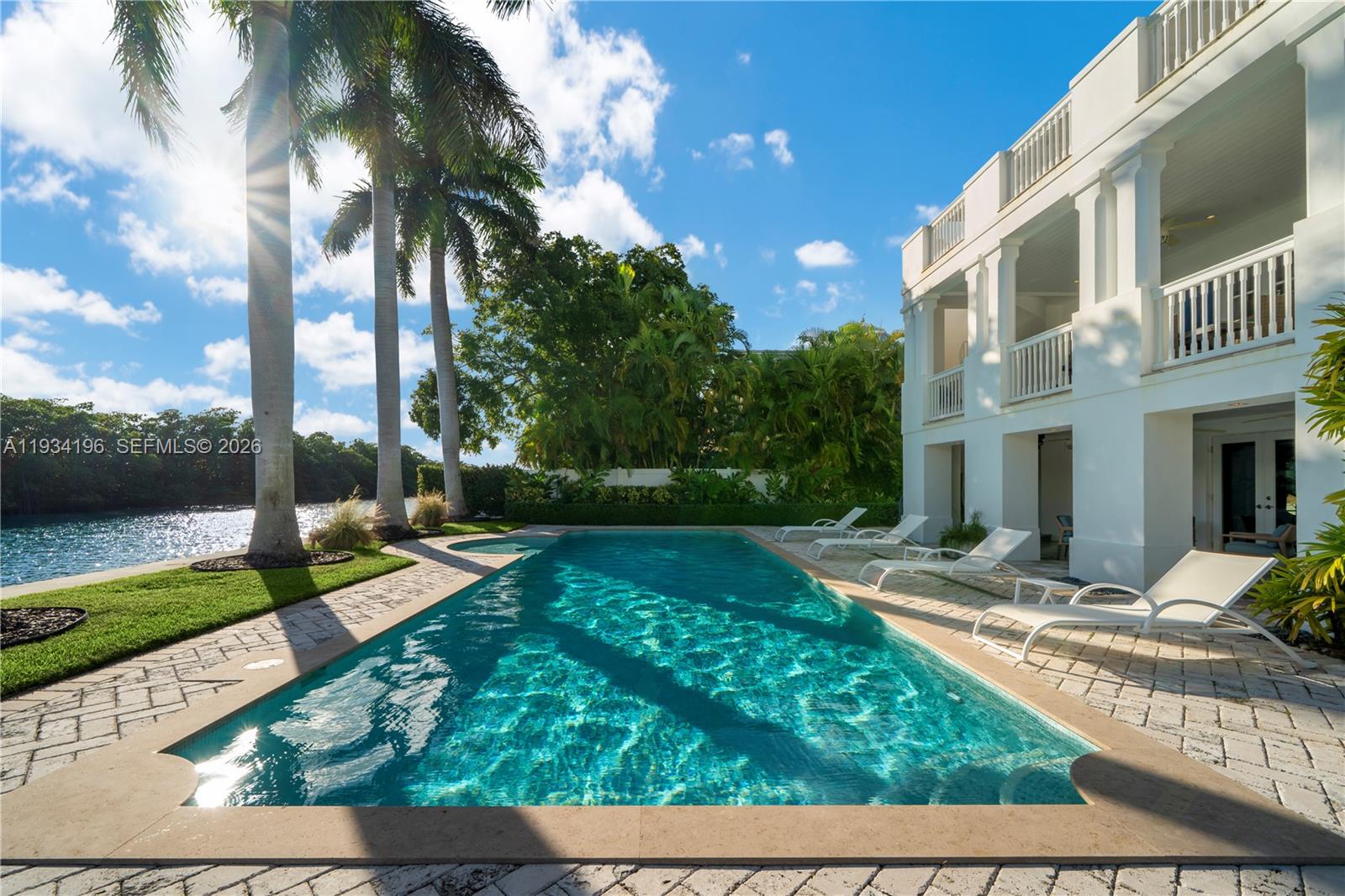 100 Cape Florida Dr, Key Biscayne FL 33149