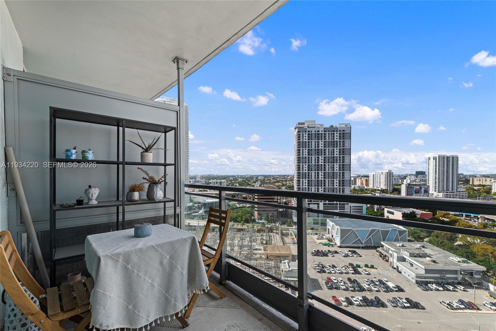 90 SW 3rd St #2109, Miami FL 33130