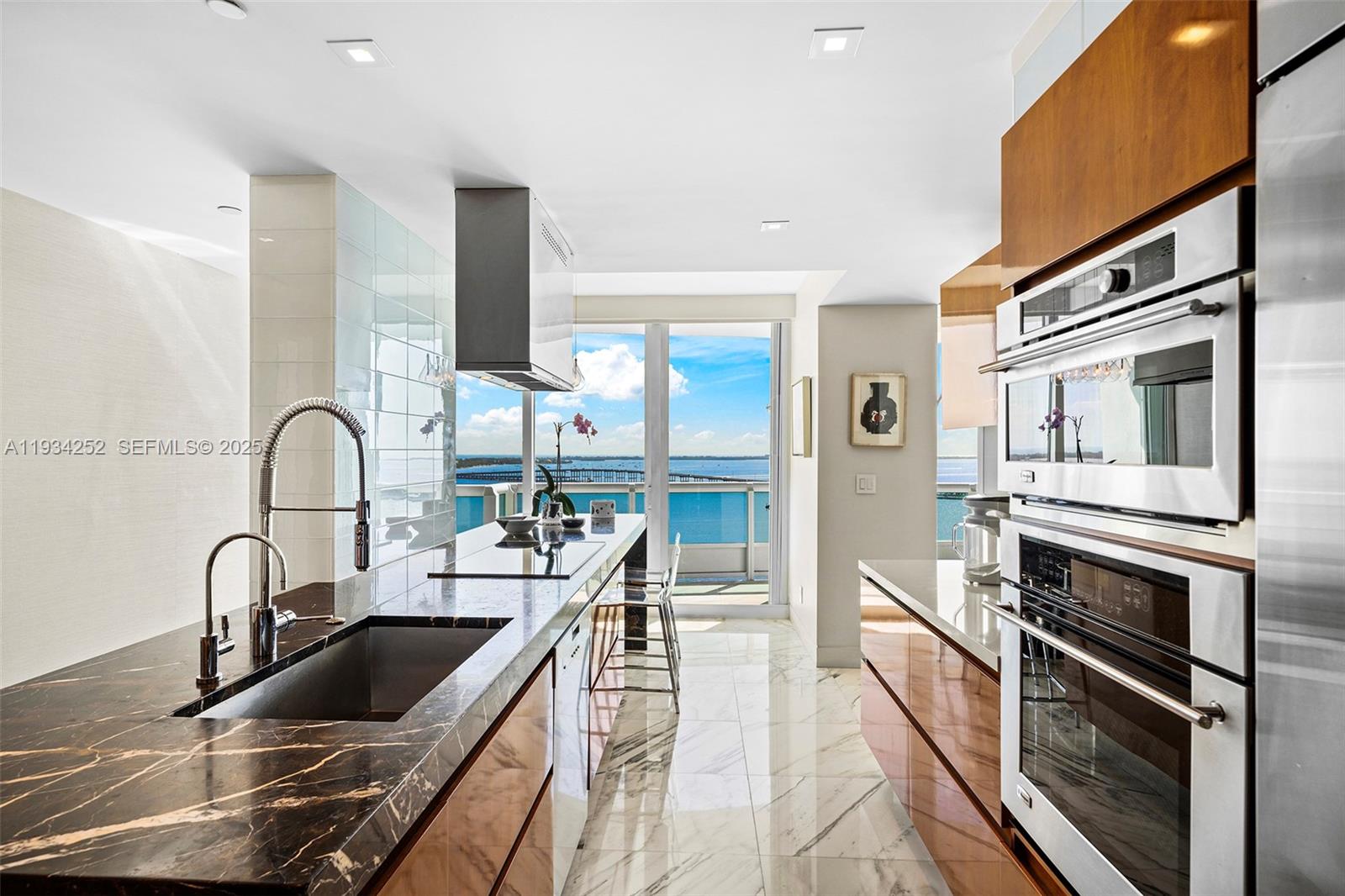 1643 Brickell Ave #2304, Miami FL 33129