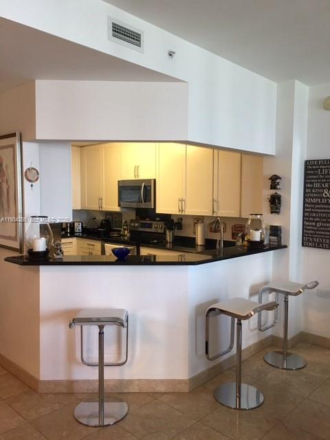 801 Brickell Key Blvd #1004, Miami FL 33131