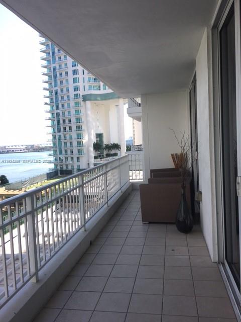 801 Brickell Key Blvd #1004, Miami FL 33131