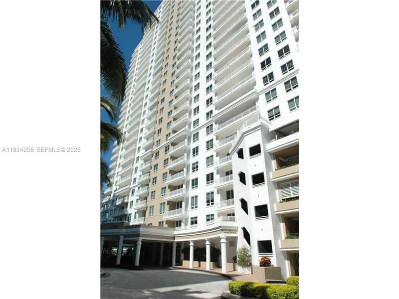 801 Brickell Key Blvd #1004, Miami FL 33131