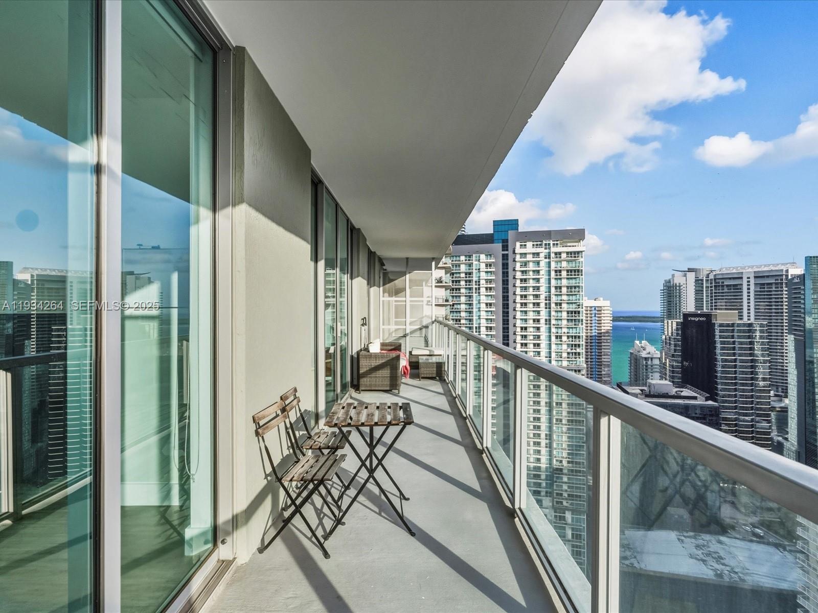 1111 SW 1st Ave #UPH4017, Miami FL 33130