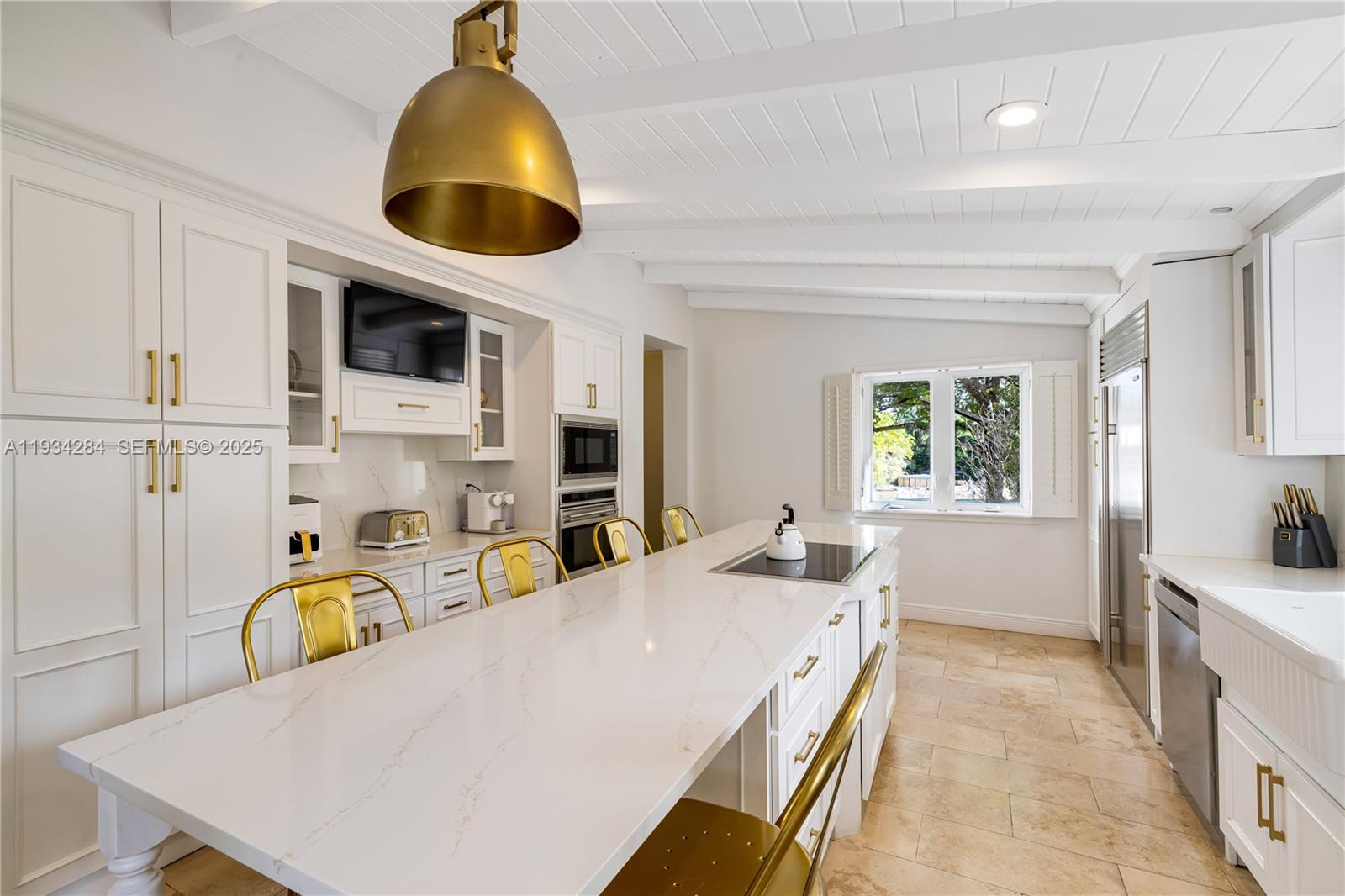 8000 Los Pinos Blvd, Coral Gables FL 33143