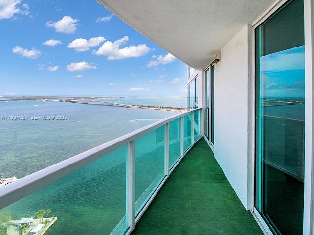 2101 Brickell Ave #2705, Miami FL 33129