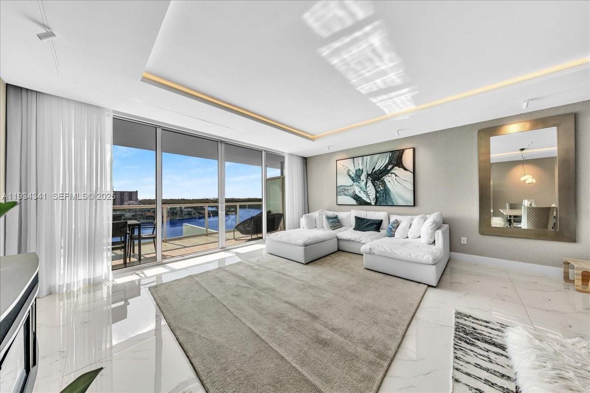 400 Sunny Isles Blvd #718, Sunny Isles Beach FL 33160