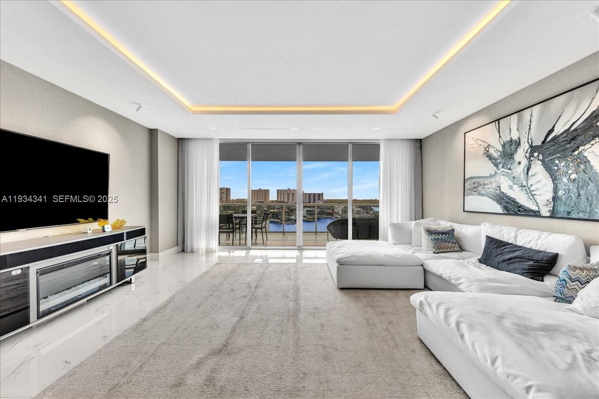 400 Sunny Isles Blvd #718, Sunny Isles Beach FL 33160