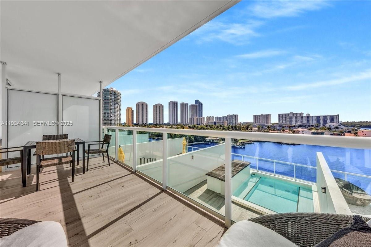 400 Sunny Isles Blvd #718, Sunny Isles Beach FL 33160