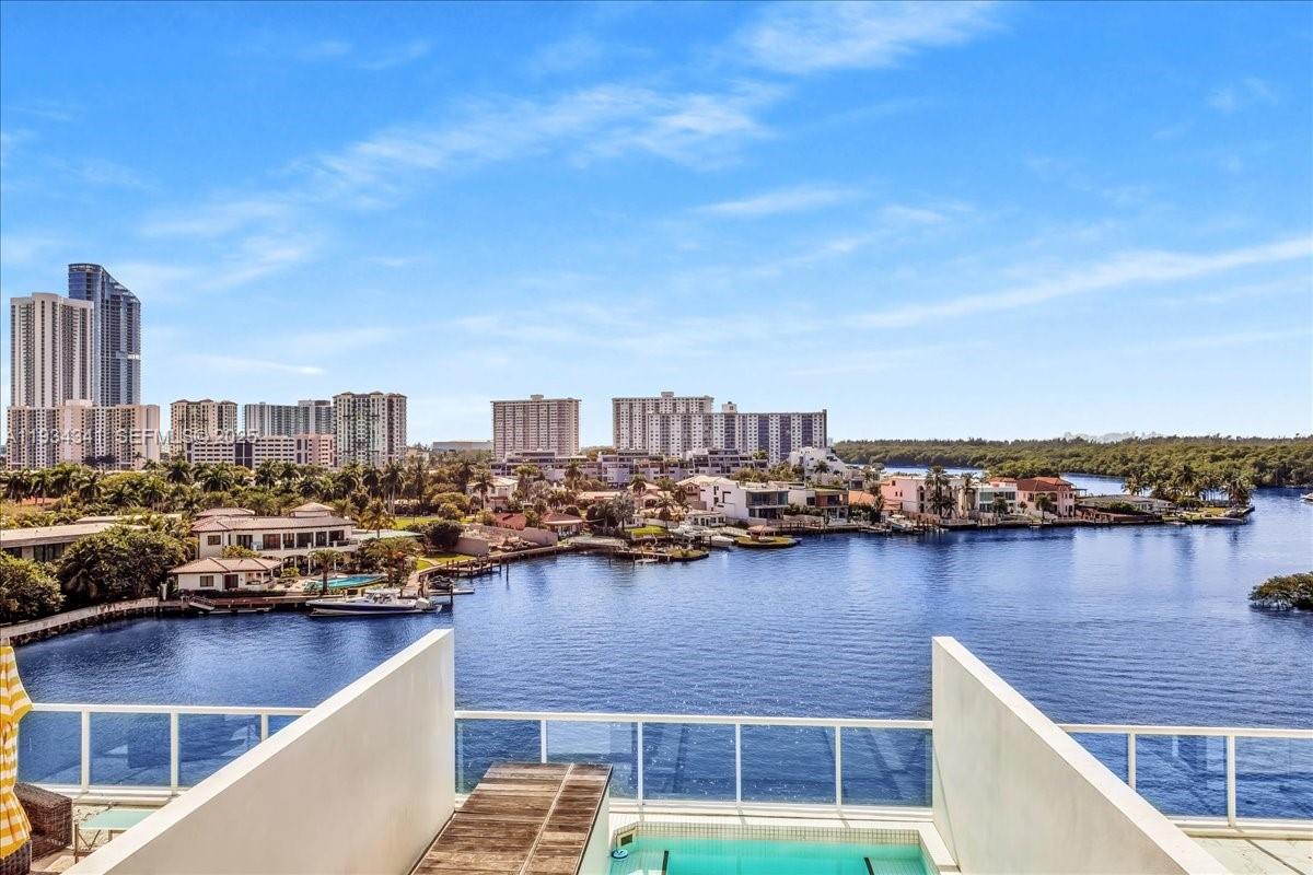 400 Sunny Isles Blvd #718, Sunny Isles Beach FL 33160