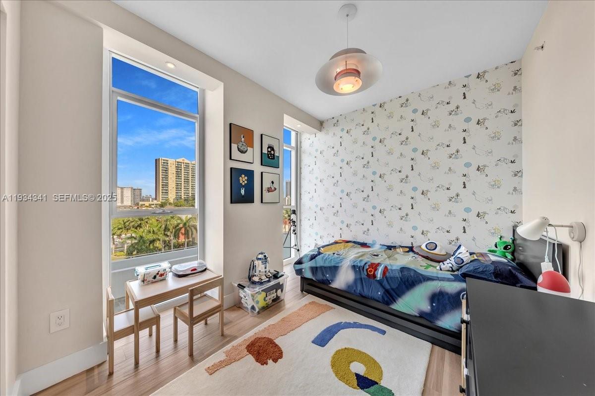 400 Sunny Isles Blvd #718, Sunny Isles Beach FL 33160
