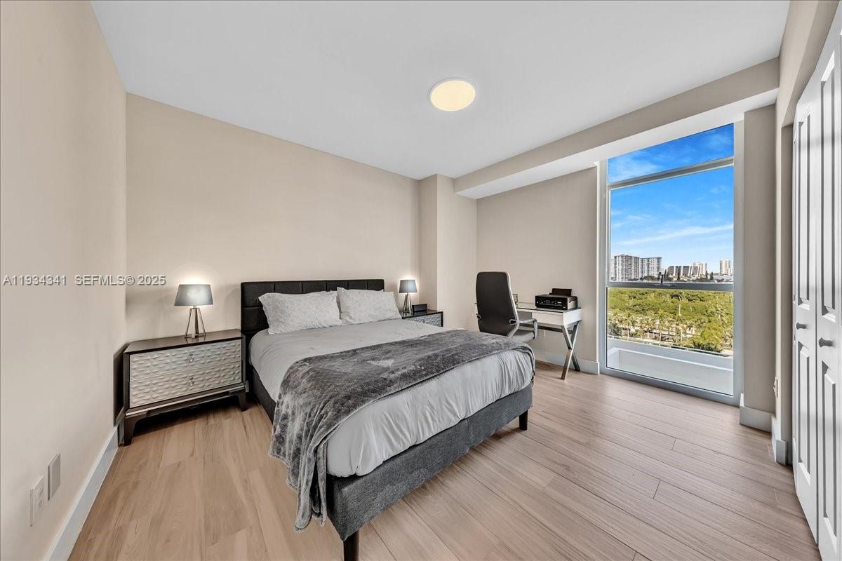 400 Sunny Isles Blvd #718, Sunny Isles Beach FL 33160