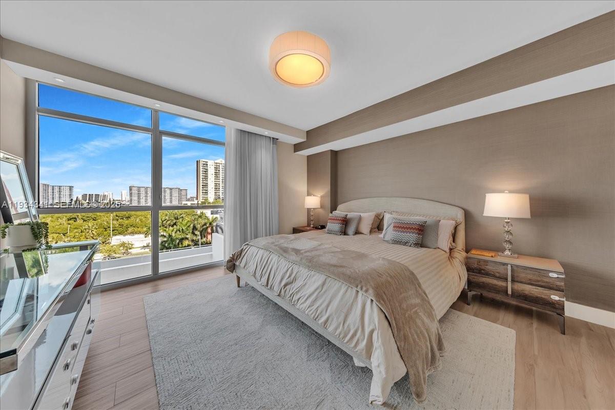 400 Sunny Isles Blvd #718, Sunny Isles Beach FL 33160