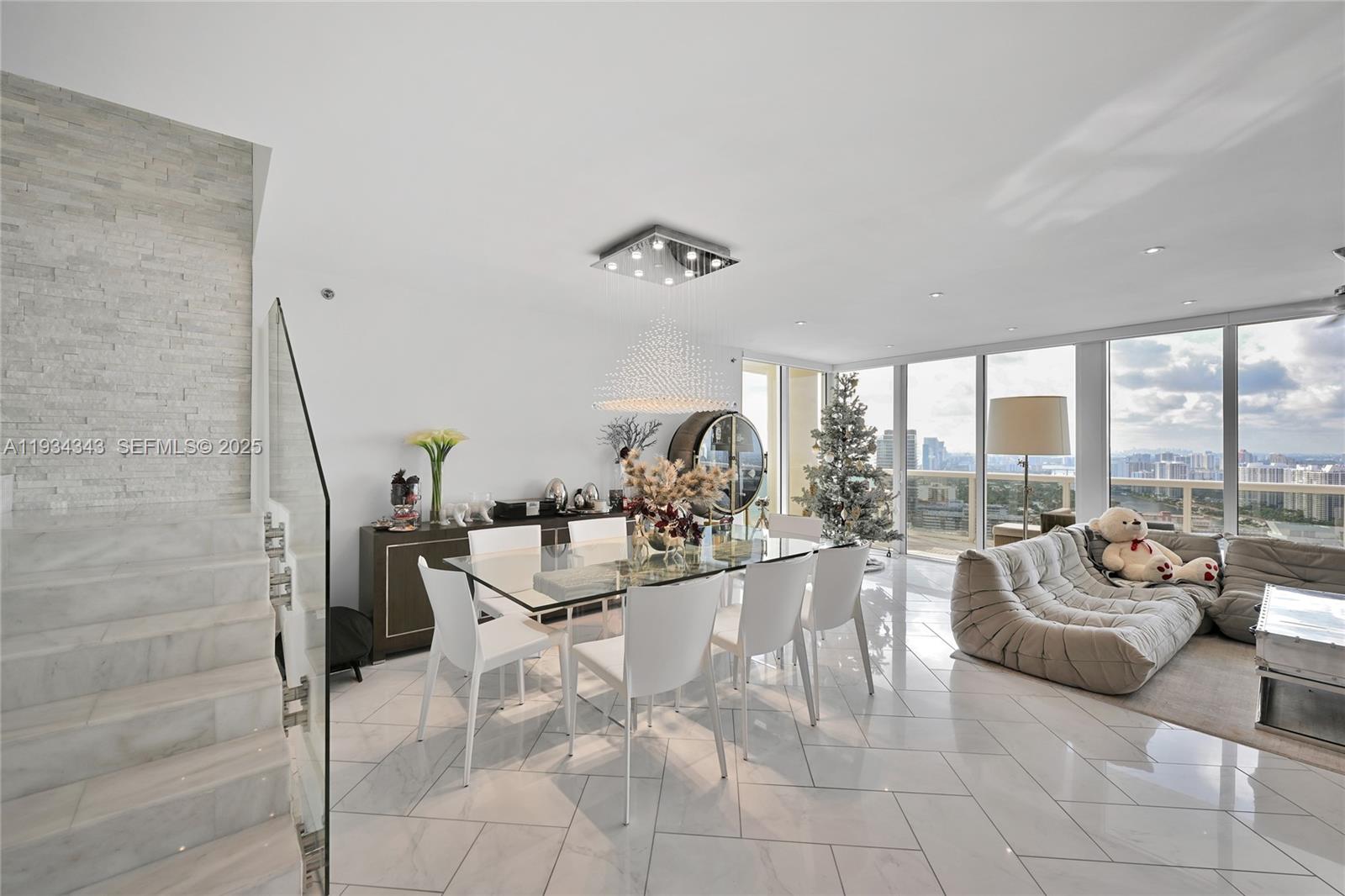 1850 S Ocean Dr #PH4405, Hallandale Beach FL 33009