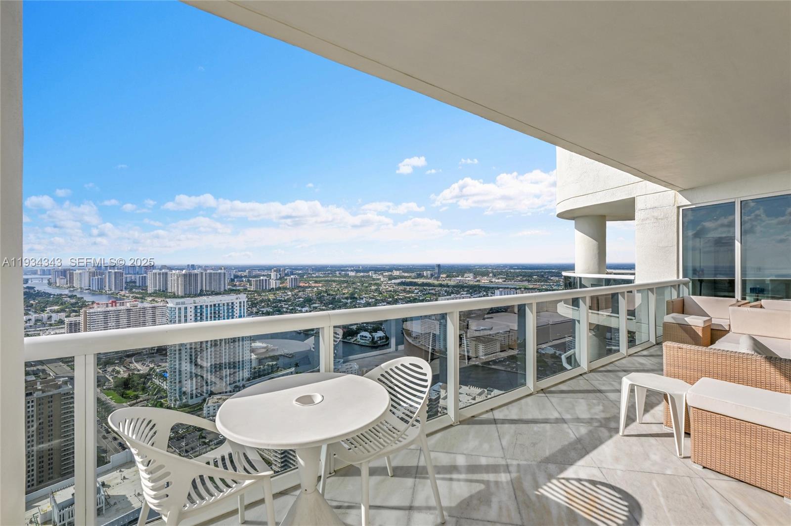 1850 S Ocean Dr #PH4405, Hallandale Beach FL 33009