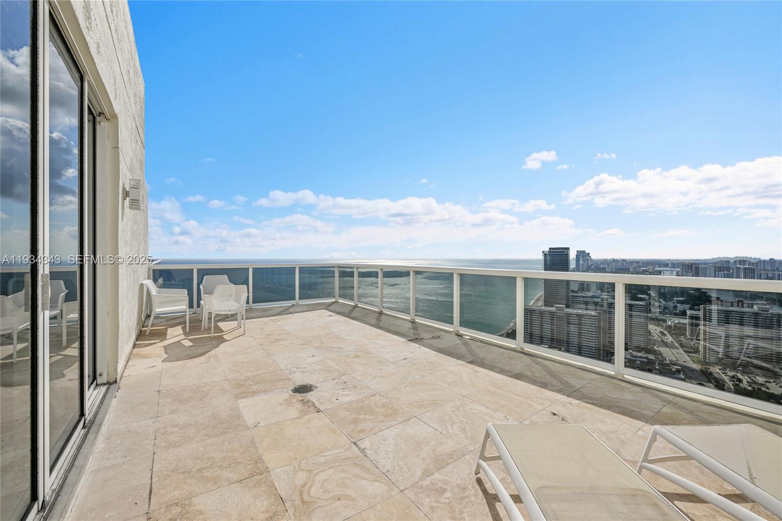 1850 S Ocean Dr #PH4405, Hallandale Beach FL 33009
