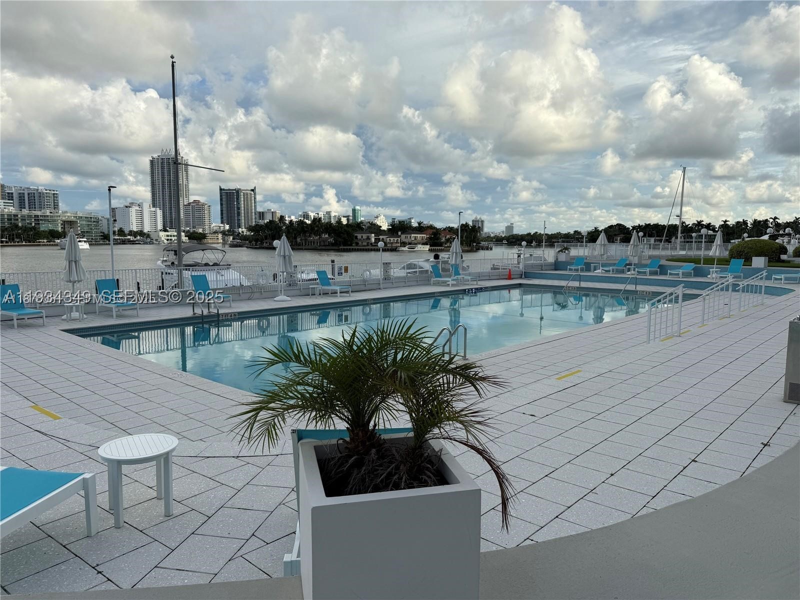 900 Bay Dr #315, Miami Beach FL 33141
