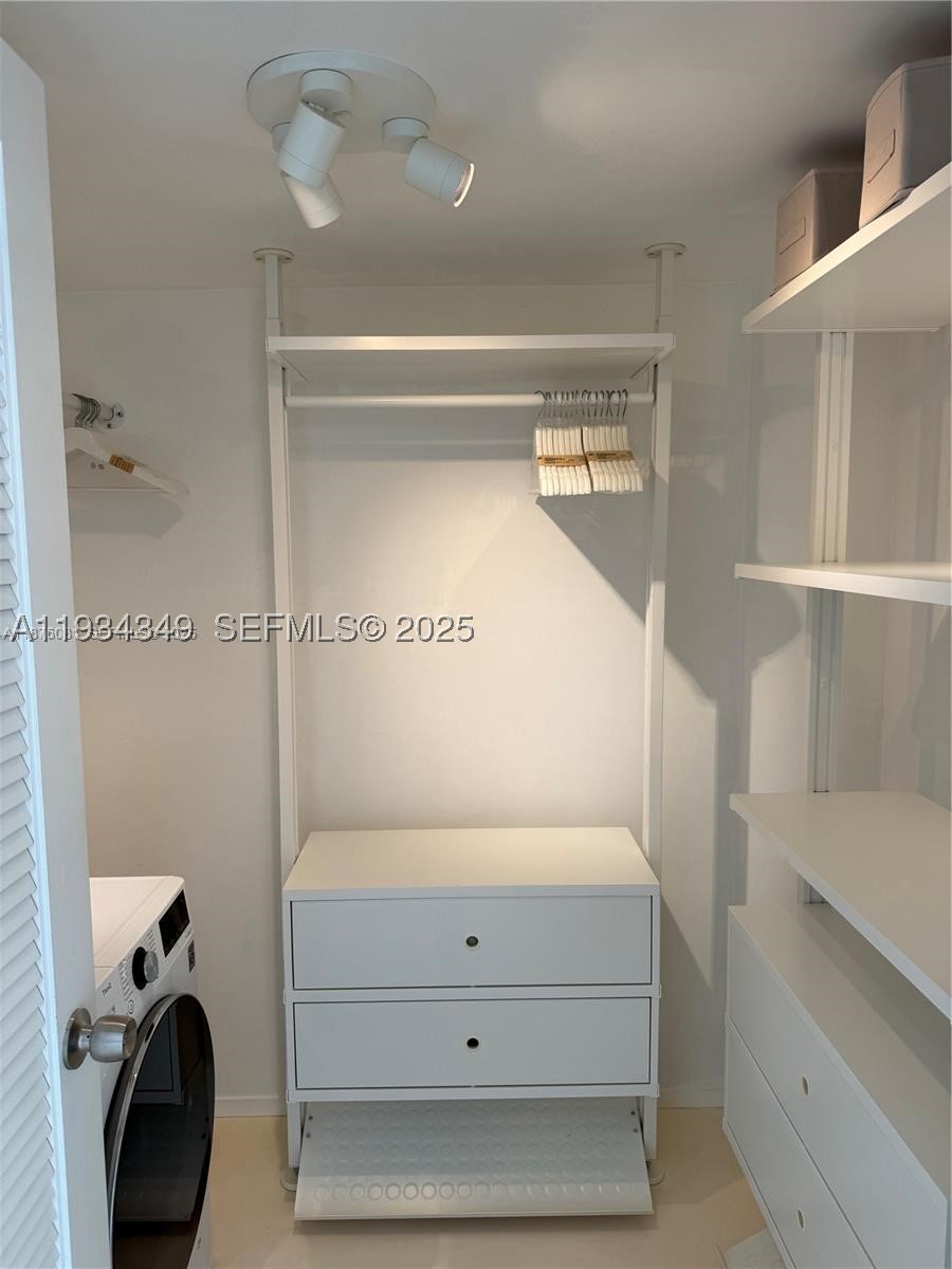 900 Bay Dr #315, Miami Beach FL 33141