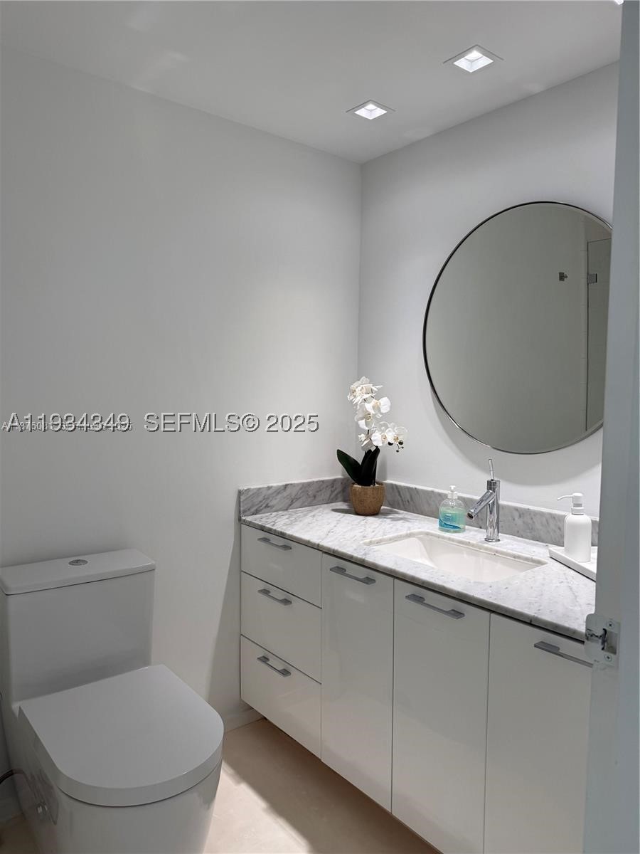 900 Bay Dr #315, Miami Beach FL 33141