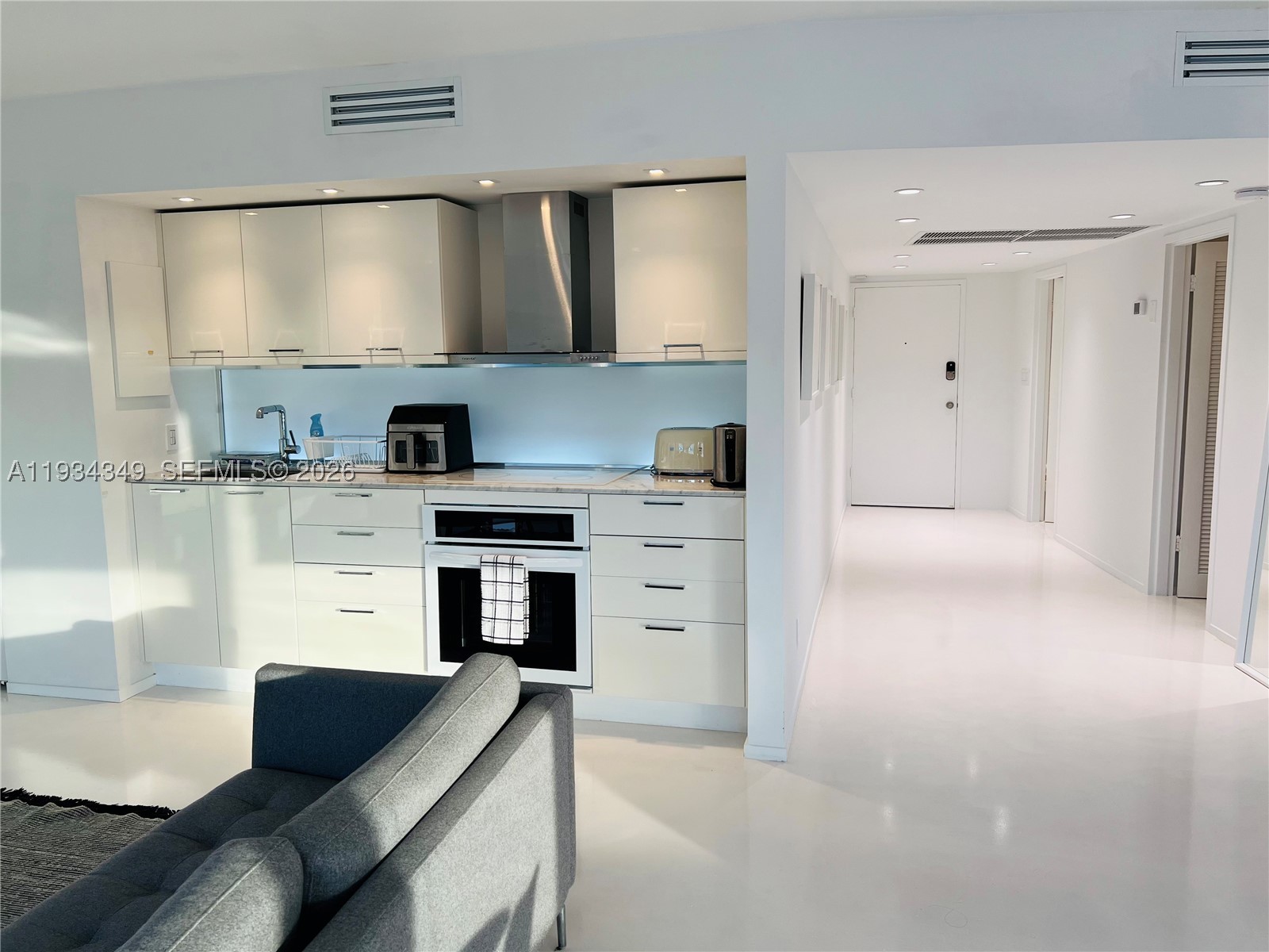 900 Bay Dr #315, Miami Beach FL 33141