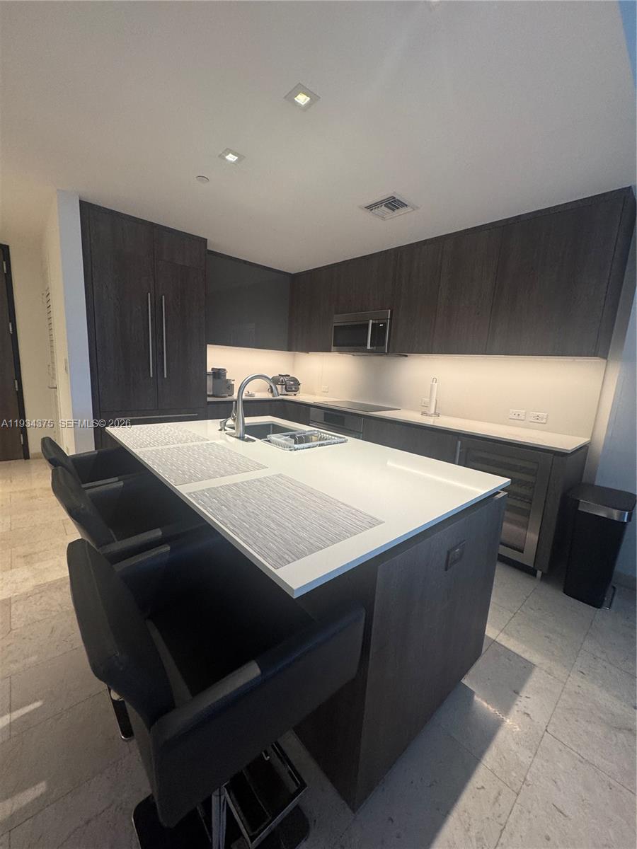 88 SW 7th St #805, Miami FL 33130
