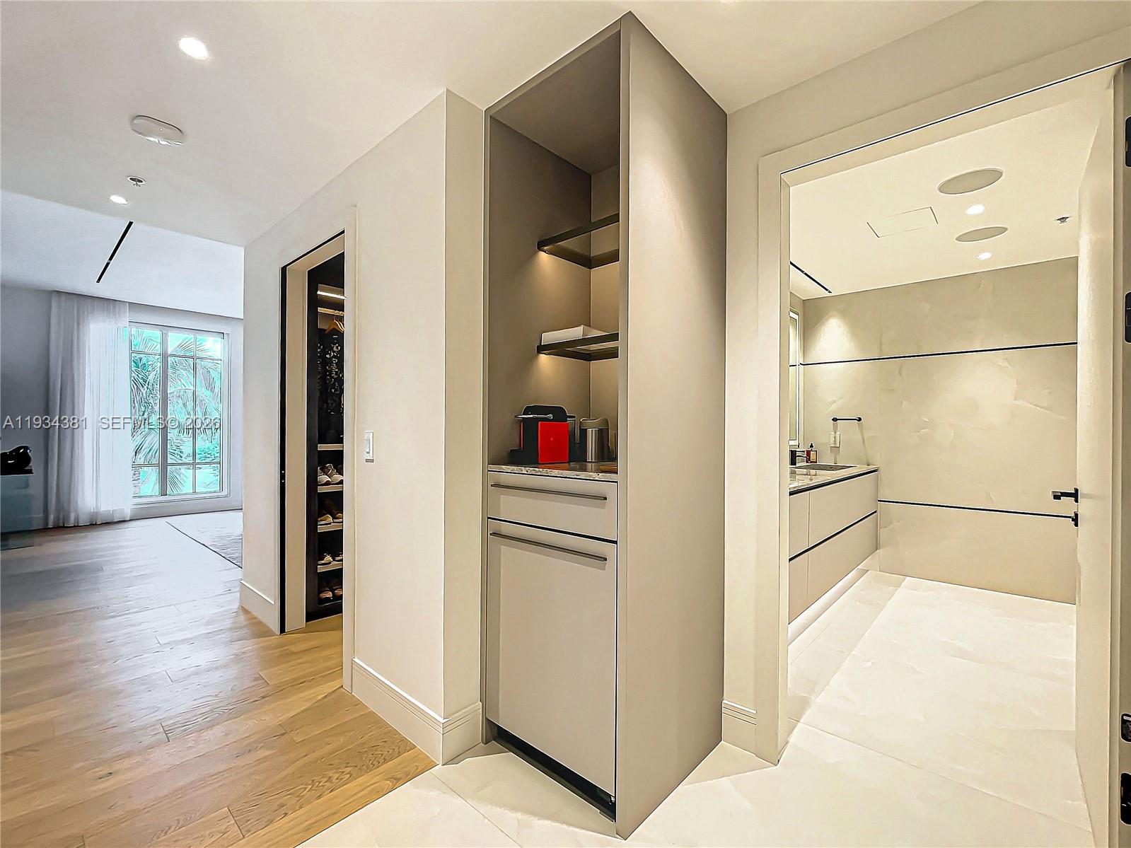 3501 N Ocean Dr #V5, Hollywood FL 33019