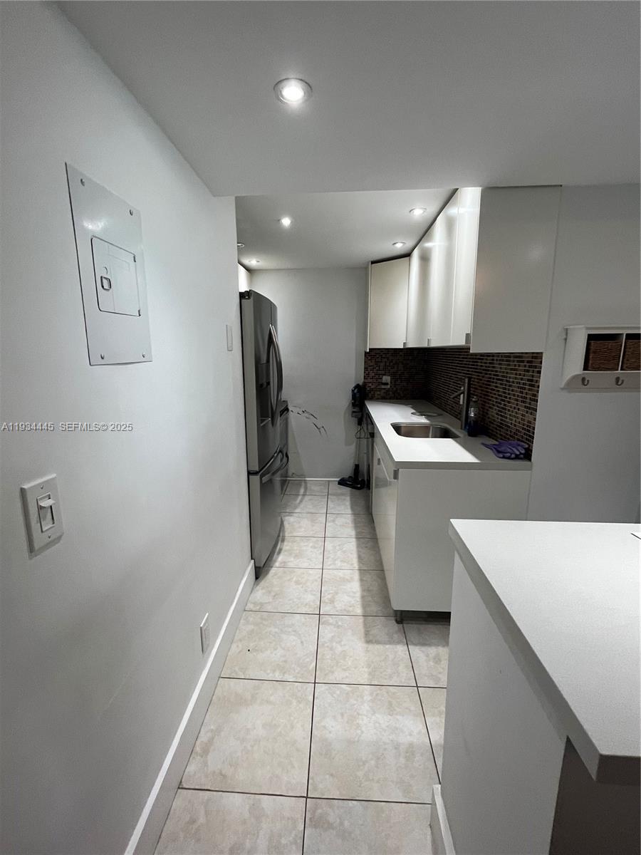 200 SE 15th Rd #11I, Miami FL 33129