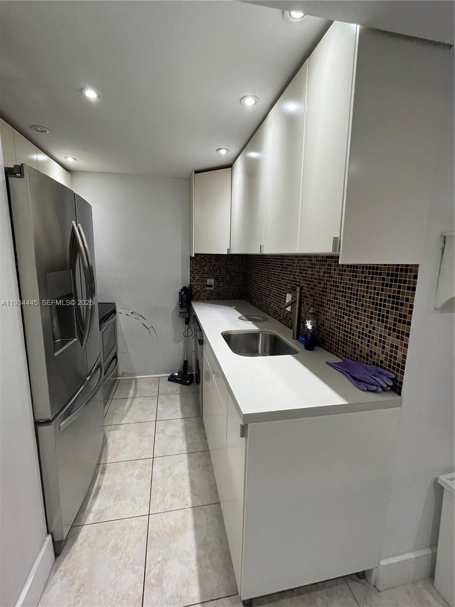 200 SE 15th Rd #11I, Miami FL 33129