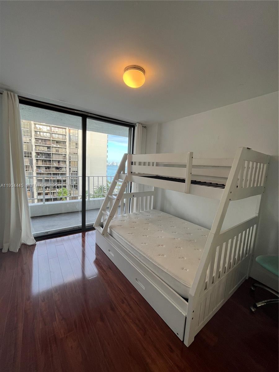 200 SE 15th Rd #11I, Miami FL 33129